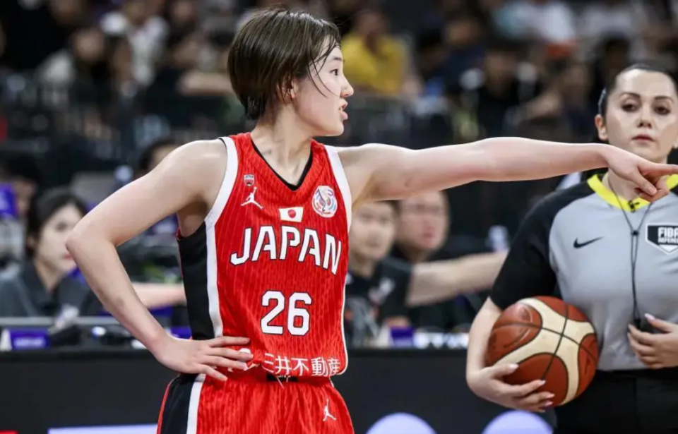 个篮板球 个篮板球